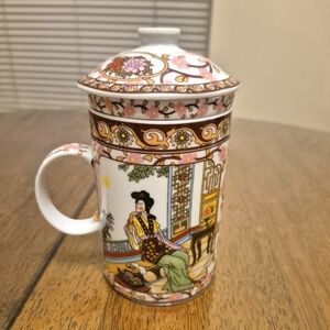 Porcelain Tea Cup with Lid, Infuser, Strainer  10 oz